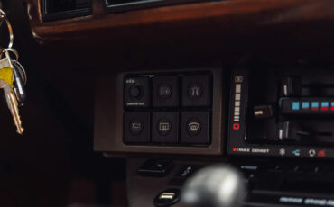 Land-Rover-Range-Rover-1992-SUV-34