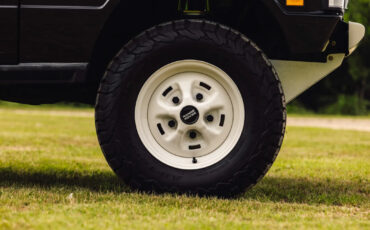 Land-Rover-Range-Rover-1992-SUV-9
