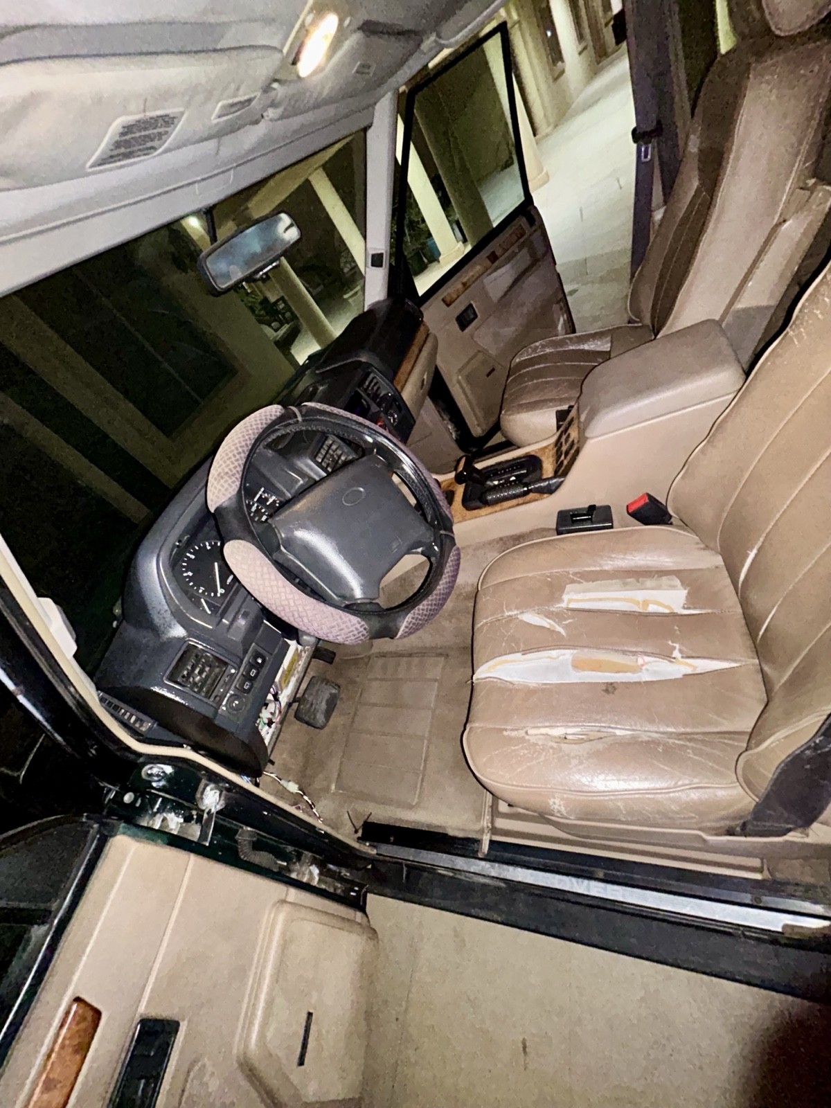 Land-Rover-Range-Rover-1995-12