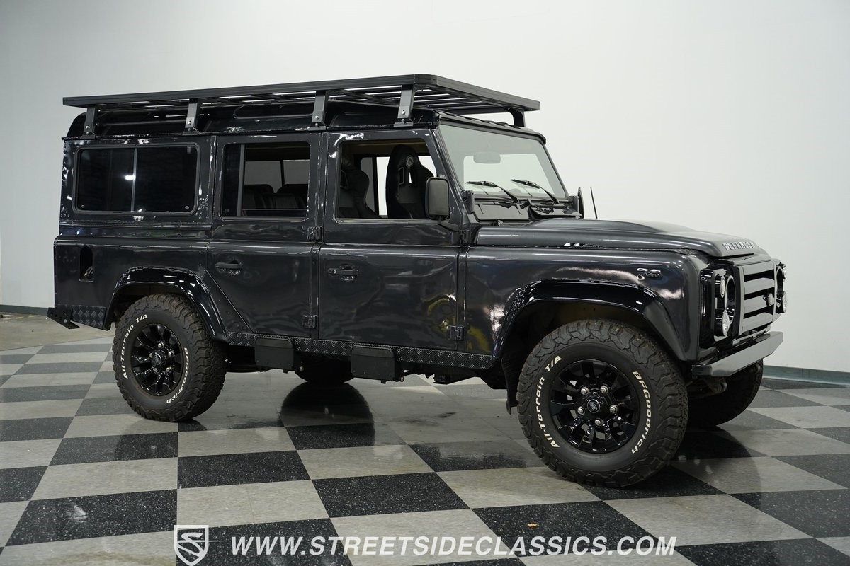 Land-Rover-Santana-1989-SUV-15