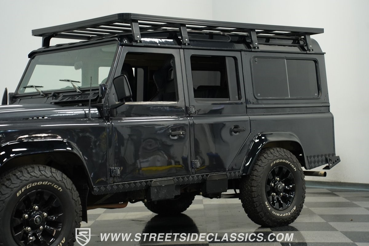 Land-Rover-Santana-1989-SUV-21