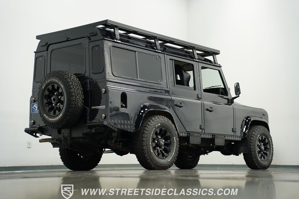 Land-Rover-Santana-1989-SUV-26