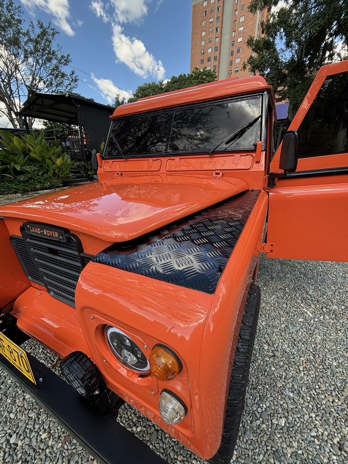 Land-Rover-Serie-III-1982-SUV-13