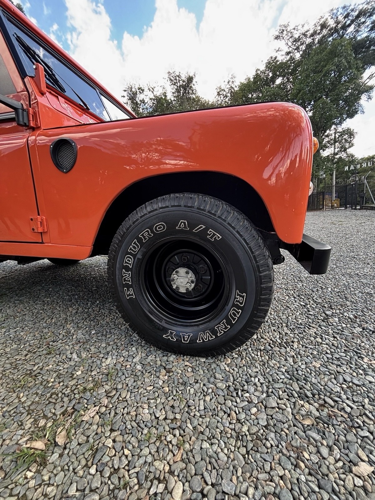Land-Rover-Serie-III-1982-SUV-16