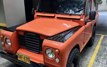 Land-Rover-Serie-III-1982-SUV-2