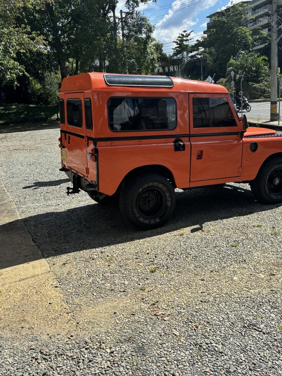 Land-Rover-Serie-III-1982-SUV-26