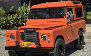 Land-Rover-Serie-III-1982-SUV-32