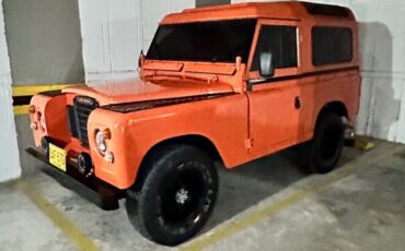 Land-Rover-Serie-III-1982-SUV