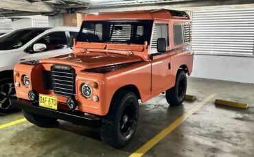 Land-Rover-Serie-III-1982-SUV-4
