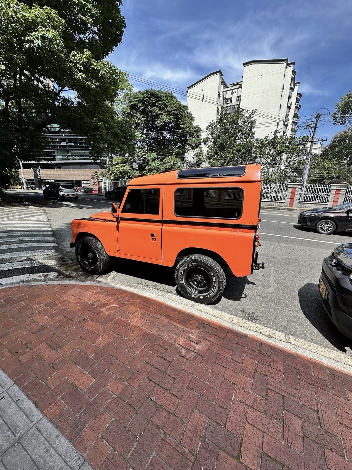 Land-Rover-Serie-III-1982-SUV-5