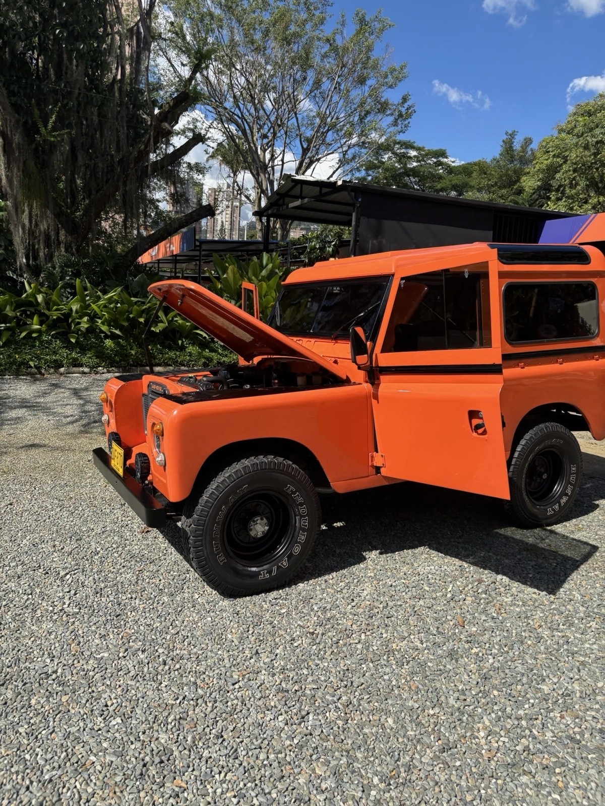 Land-Rover-Serie-III-1982-SUV-7