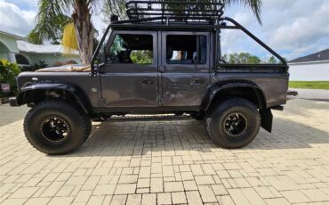 Land-rover-Defender-110-1988-grey-and-black-black-5
