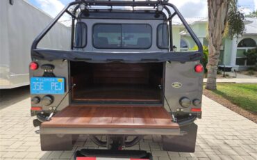 Land-rover-Defender-110-1988-grey-and-black-black-6