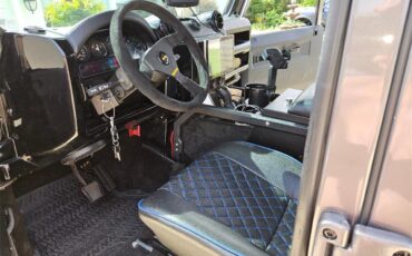 Land-rover-Defender-110-1988-grey-and-black-black-8