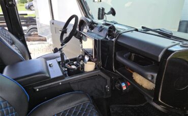 Land-rover-Defender-110-1988-grey-and-black-black-9