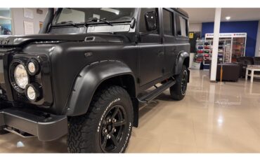 Land-rover-Defender-110-1994-BLACK-BLACK-15