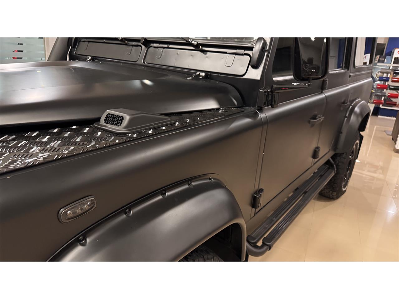 Land-rover-Defender-110-1994-BLACK-BLACK-16