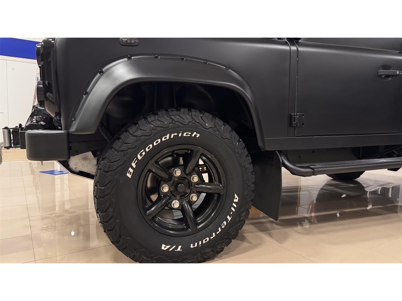 Land-rover-Defender-110-1994-BLACK-BLACK-2