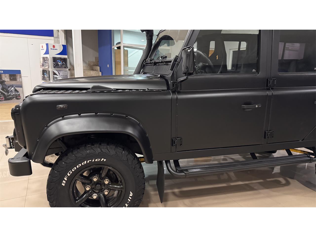 Land-rover-Defender-110-1994-BLACK-BLACK-20