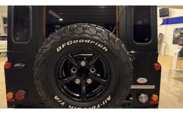 Land-rover-Defender-110-1994-BLACK-BLACK-25