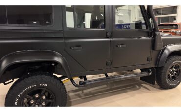 Land-rover-Defender-110-1994-BLACK-BLACK-29