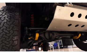 Land-rover-Defender-110-1994-BLACK-BLACK-32