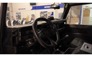 Land-rover-Defender-110-1994-BLACK-BLACK-36