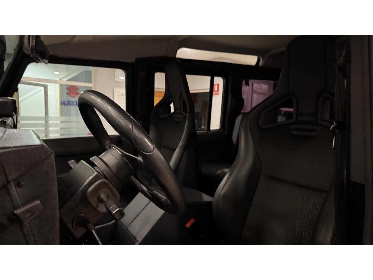 Land-rover-Defender-110-1994-BLACK-BLACK-37