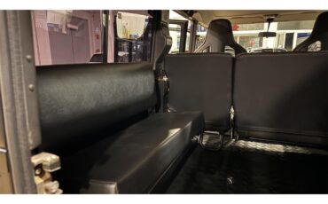 Land-rover-Defender-110-1994-BLACK-BLACK-45