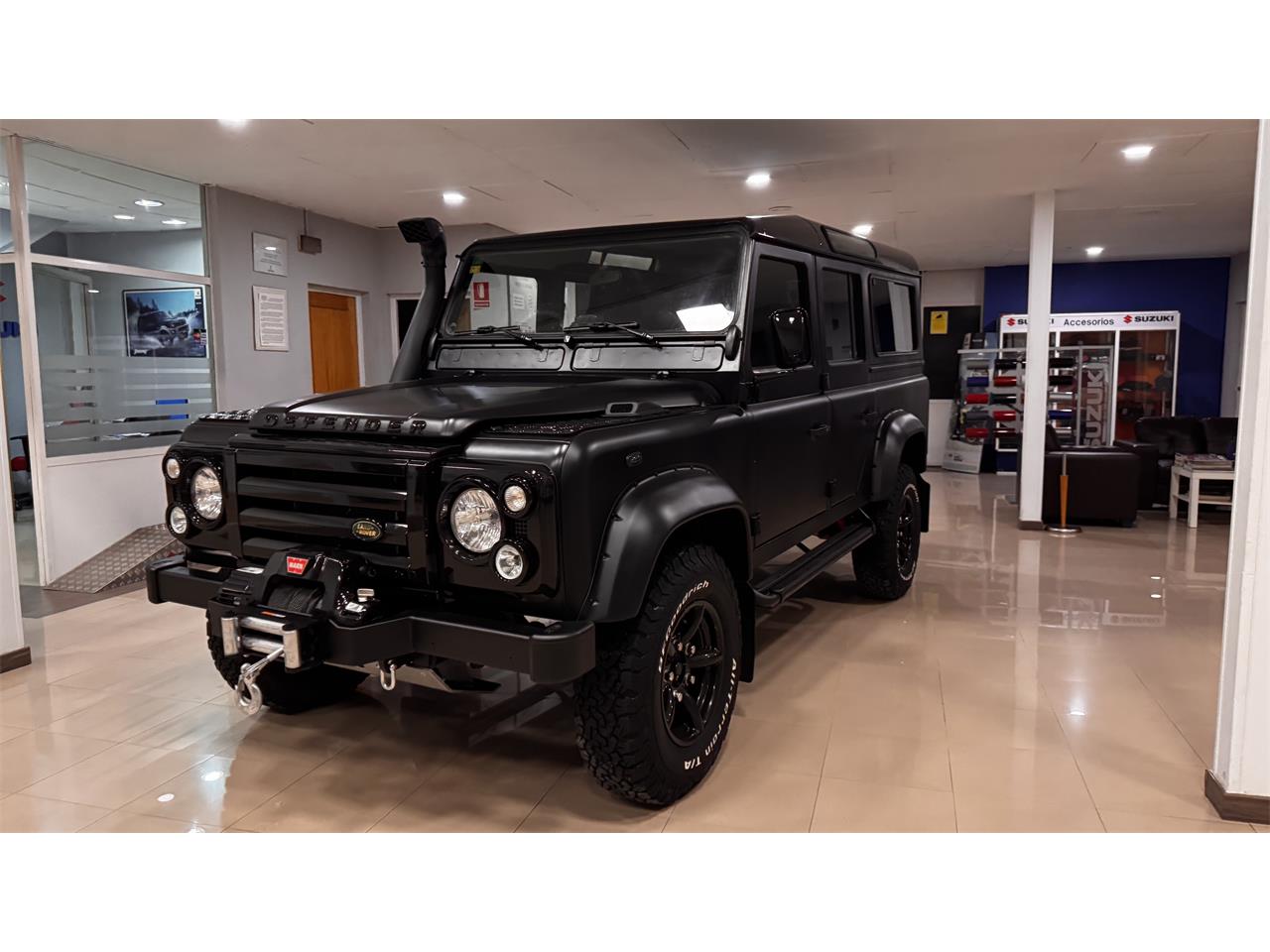 Land-rover-Defender-110-1994-BLACK-BLACK-54