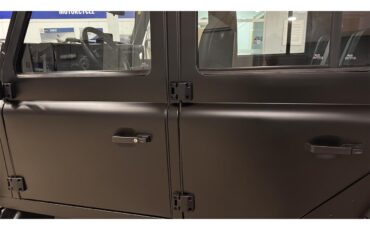 Land-rover-Defender-110-1994-BLACK-BLACK-66