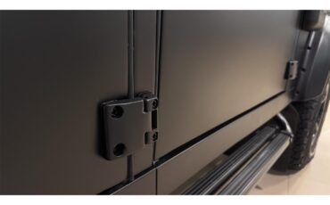 Land-rover-Defender-110-1994-BLACK-BLACK-7