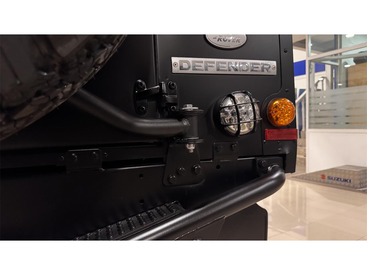 Land-rover-Defender-110-1994-BLACK-BLACK-71