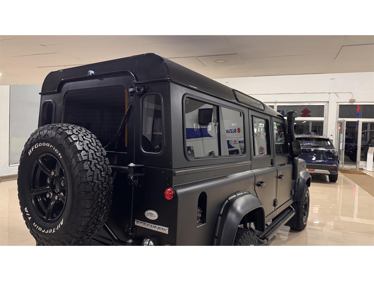Land-rover-Defender-110-1994-BLACK-BLACK-72