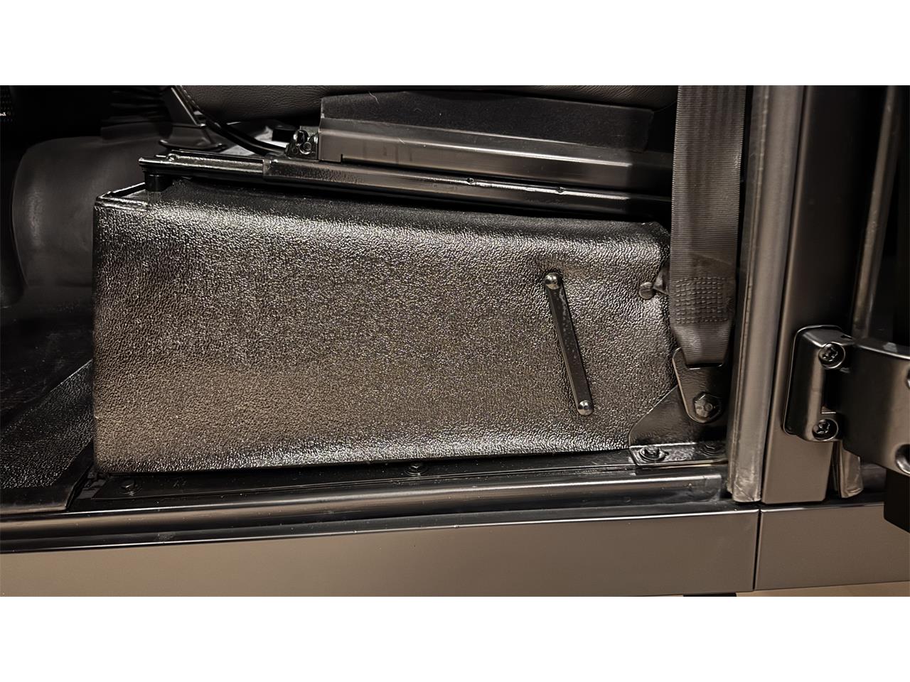 Land-rover-Defender-110-1994-BLACK-BLACK-79