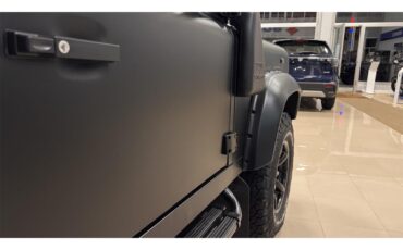 Land-rover-Defender-110-1994-BLACK-BLACK-8