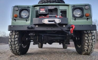Land-rover-Defender-1966-Green-3