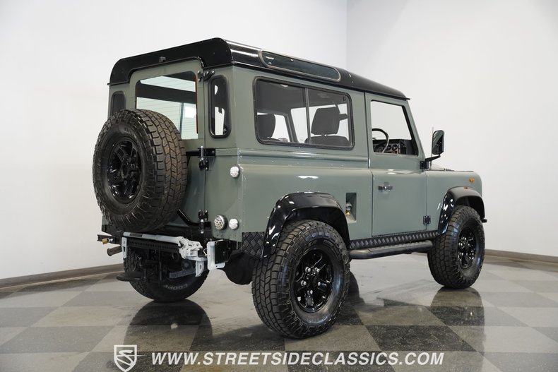 Land-rover-Defender-1991-Keswick-Green-Black-12