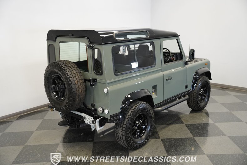 Land-rover-Defender-1991-Keswick-Green-Black-13