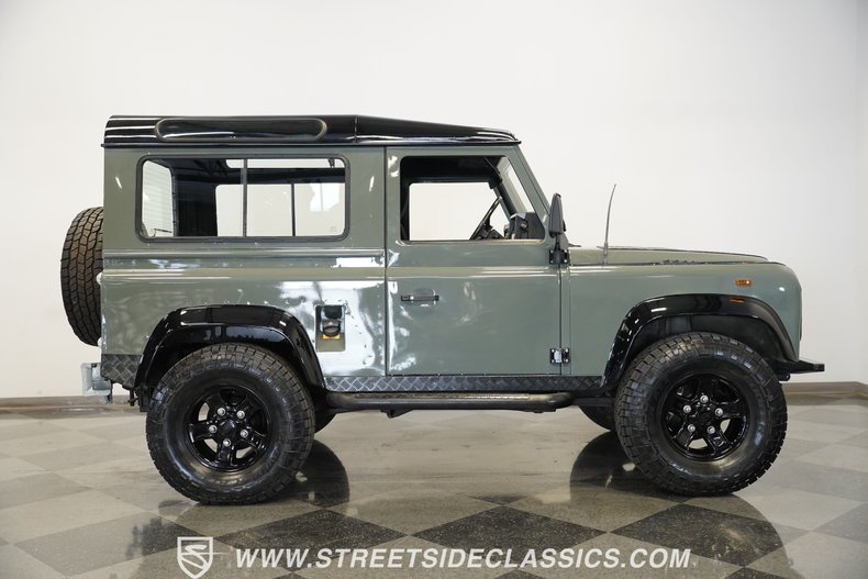 Land-rover-Defender-1991-Keswick-Green-Black-15