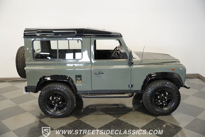 Land-rover-Defender-1991-Keswick-Green-Black-16