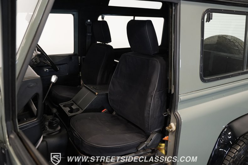 Land-rover-Defender-1991-Keswick-Green-Black-26
