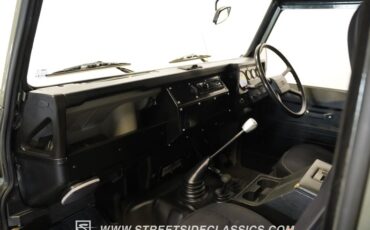 Land-rover-Defender-1991-Keswick-Green-Black-27