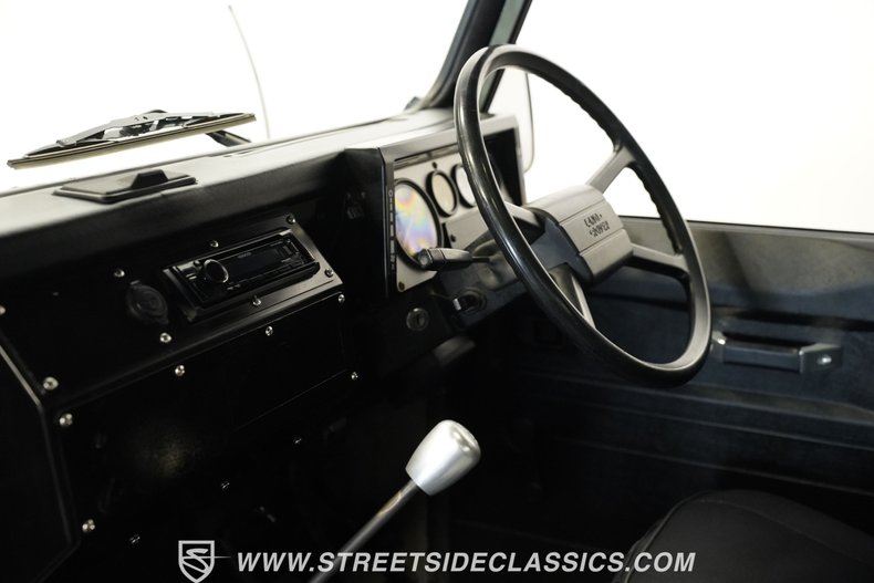Land-rover-Defender-1991-Keswick-Green-Black-29