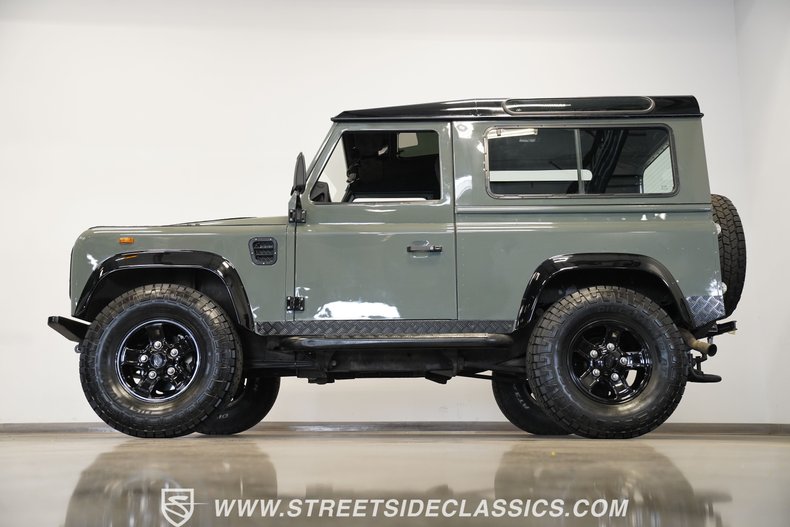 Land-rover-Defender-1991-Keswick-Green-Black-3