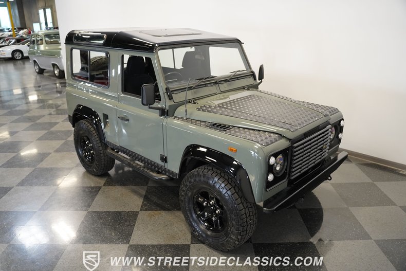 Land-rover-Defender-1991-Keswick-Green-Black-40