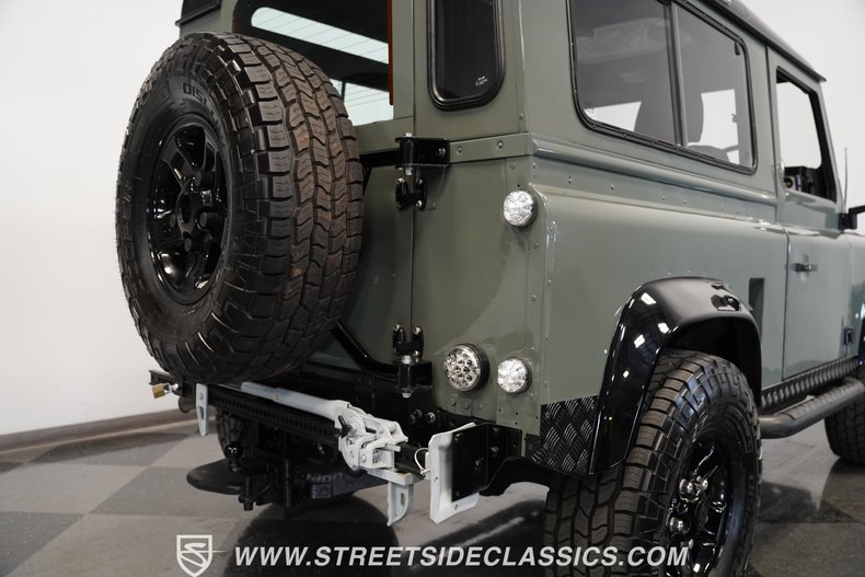 Land-rover-Defender-1991-Keswick-Green-Black-41