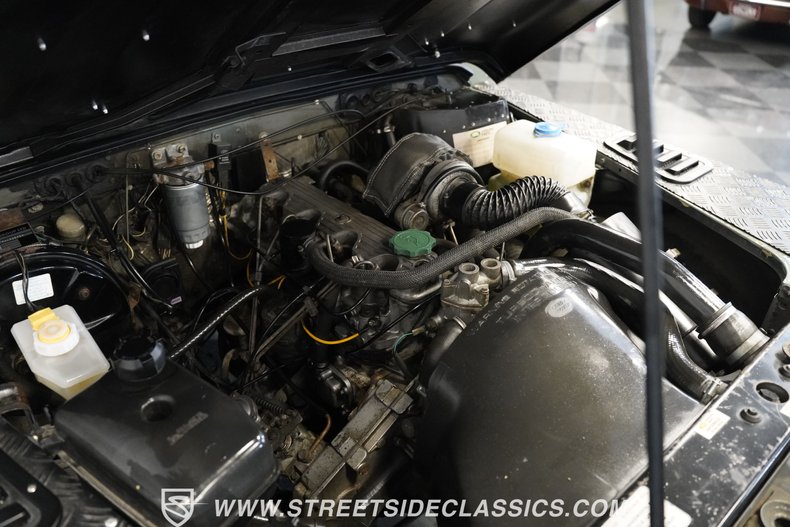 Land-rover-Defender-1991-Keswick-Green-Black-45