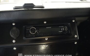 Land-rover-Defender-1991-Keswick-Green-Black-49