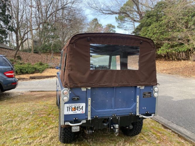 Land-rover-Series-2a-1968-Sunset-Blue-Brown-14